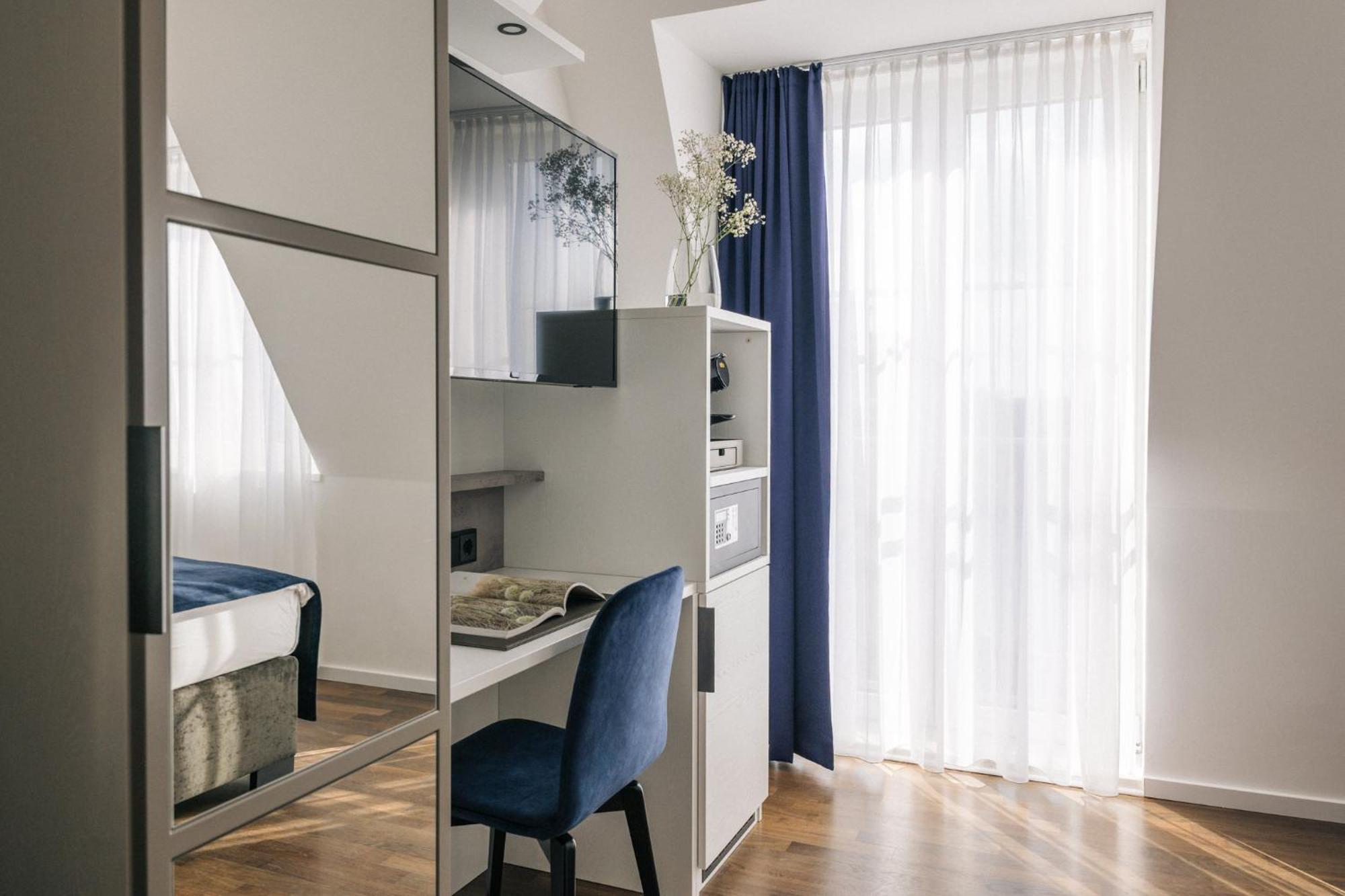 Homaris East Side Hotel Berlin Kültér fotó